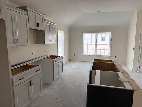 2nd image of 370 Three Curve Rd. #Tupelo 2