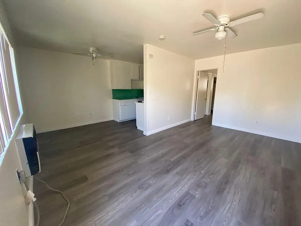 1202 S Belle Ave #C