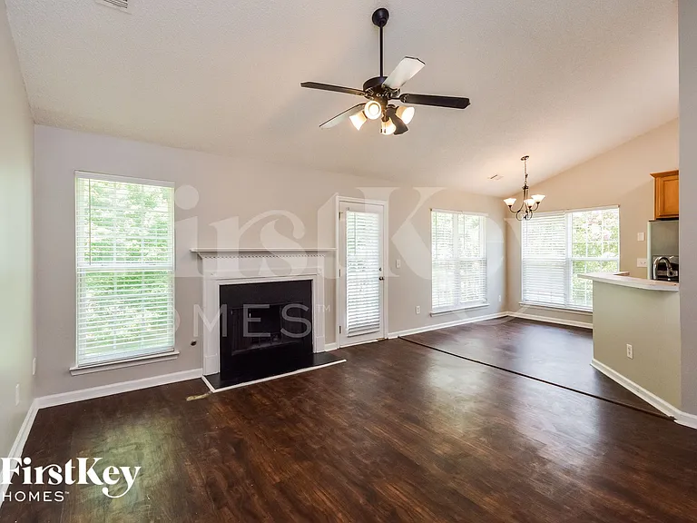 861 Summit Park Trl — Photo 2