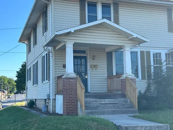 301 E McKinley St, Chambersburg, PA 17201