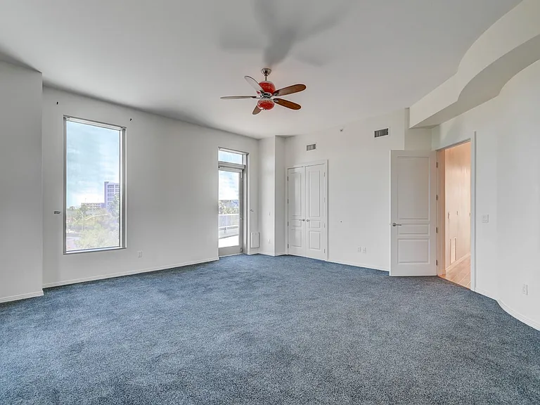 360 E Desert Inn Rd #402 — Photo 11