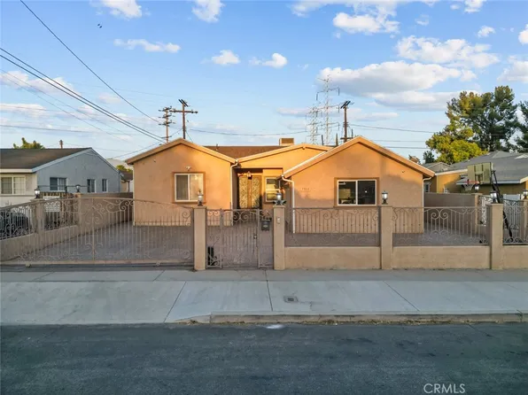 7914 Vanscoy Ave, North Hollywood, CA 91605