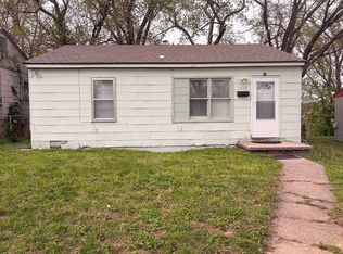 1030 Mildred Dr, Kansas City, KS 66104