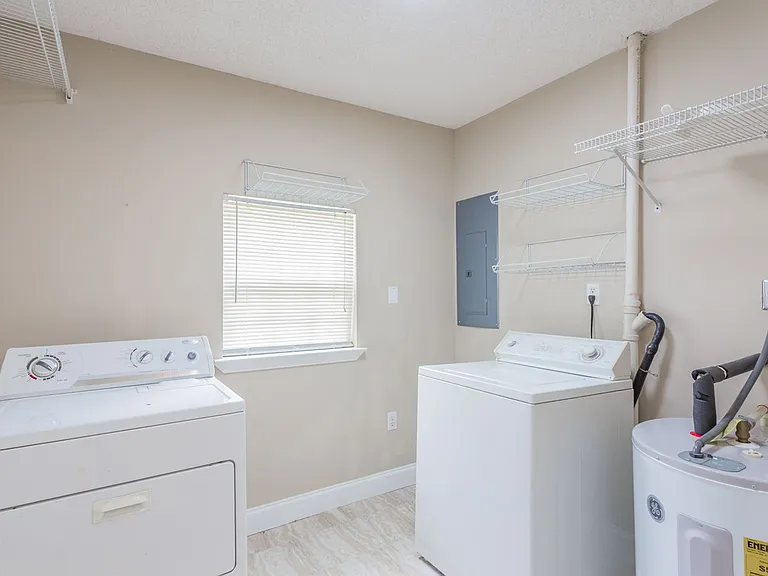 21959 River Canyon Rd — Photo 19