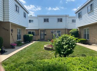 7530 Franklin St, Forest Park, IL 60130