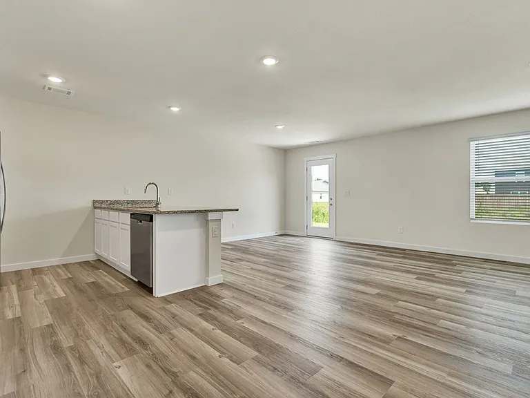 576 Fox Den Cir — Photo 10