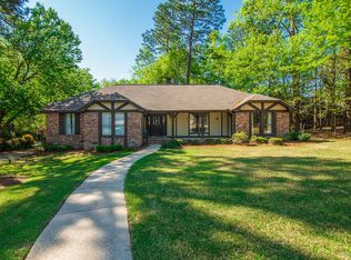1300 Oakleigh Dr, Hattiesburg, MS 39402