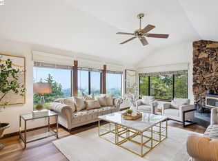 23762 Hutchinson Rd, Los Gatos, CA 95033