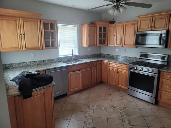 87 Devir St Floor 2, Malden, MA 02148