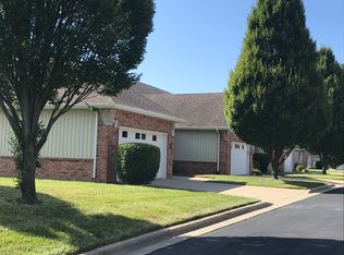 1398 N Sandy Creek Cir UNIT 1, Nixa, MO 65714