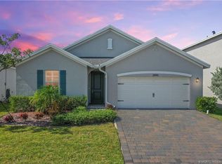 2890 NE Breezeway Cir, Jensen Beach, FL 34957