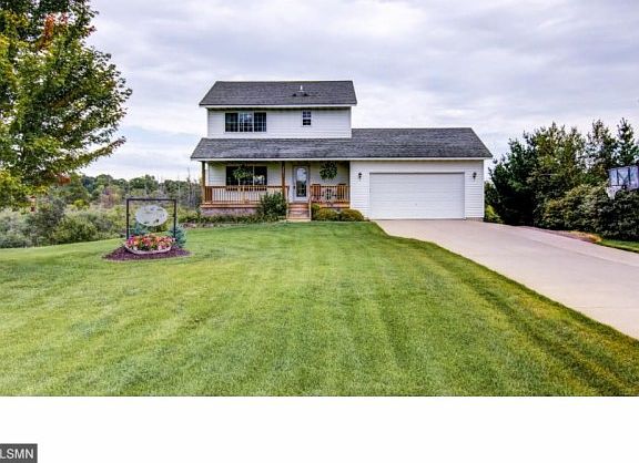 2nd image of 28819 Holly Dr NW