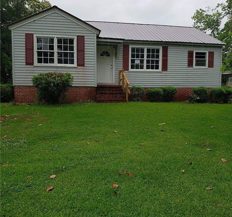 1st image of 1607 32nd St