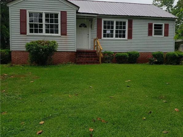 1607 32nd St, Valley, AL 36854