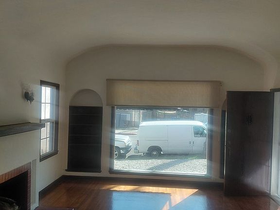 4th image of 1010 W Santa Cruz St #1010