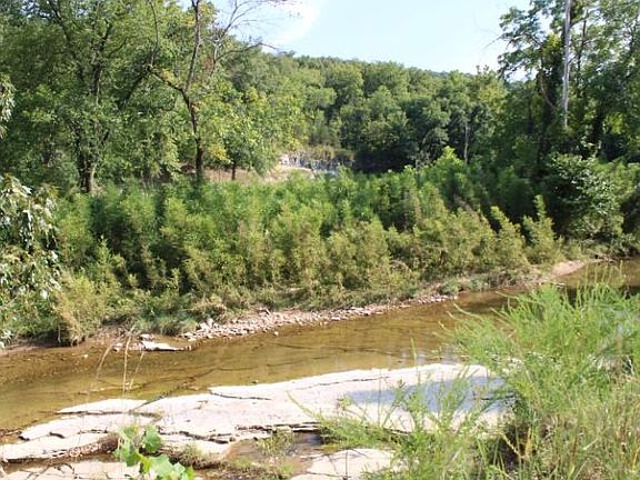 5th image of 880 Marion County #6076
