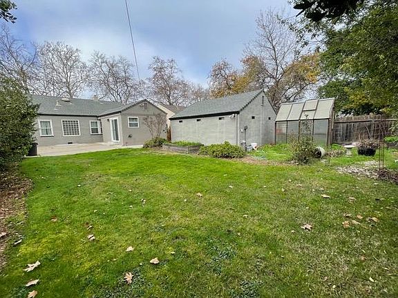 2nd image of 551 La Purissima Way