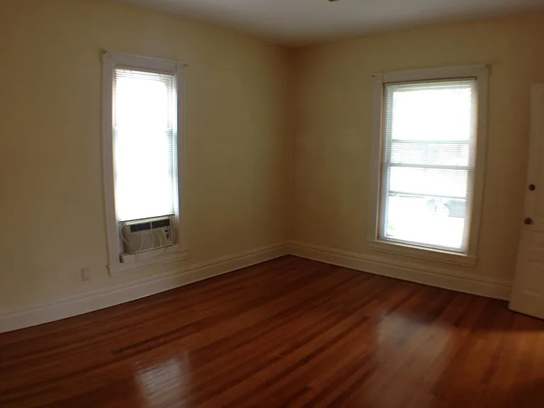 28 Union Ave NE #2 — Photo 9