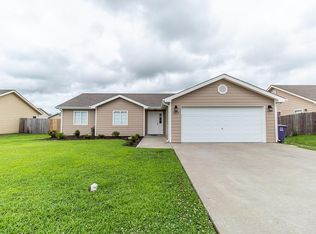 2809 Brookville Dr, Manhattan, KS 66502