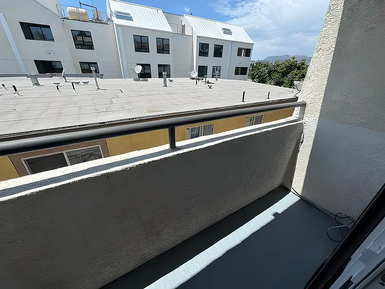 3963 Melrose Ave #2 — Photo 9