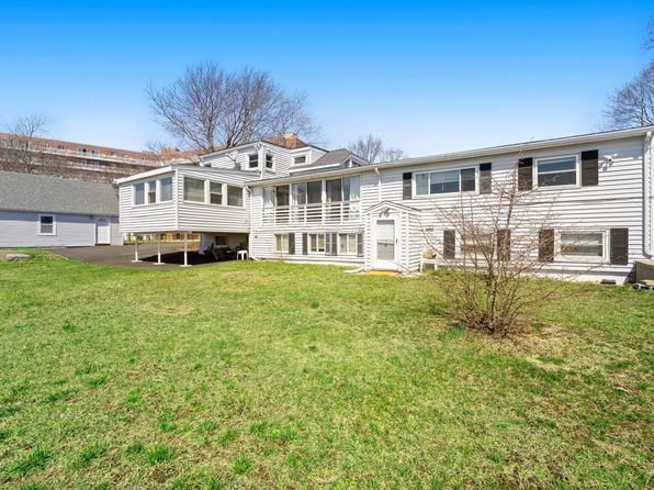 53 Saint Germain St #1