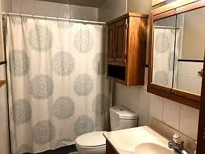 Squires Cir — Photo 8