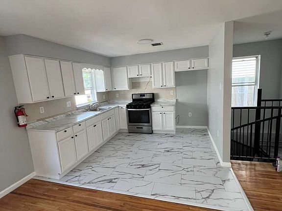 3rd image of 343 Sussex Ave #1