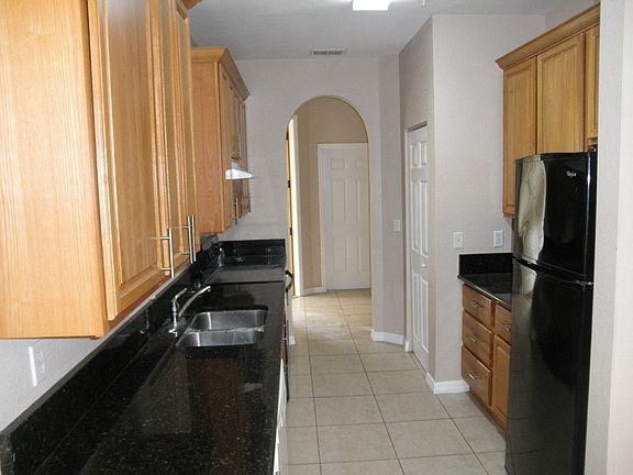 4th image of 1023 Pipers Cay Dr