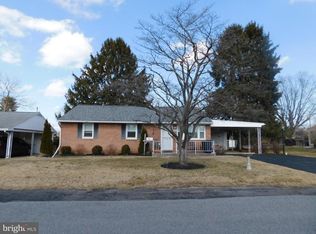 17314 Cloverleaf Rd, Hagerstown, MD 21740