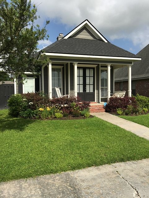 1st image of 909 Southlake Cir