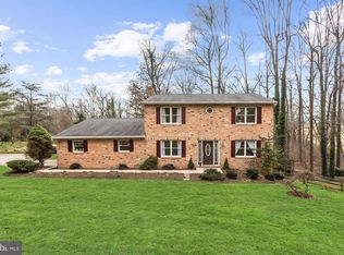 2905 Belhaven Rd, Westminster, MD 21157