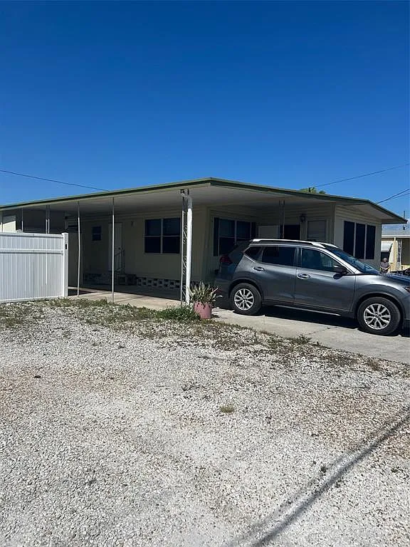 2 bed, 2.0 bath, 1056 sqft, $1,600 — Photo 4