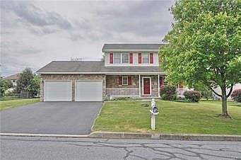 2nd image of 390 De Maria Dr