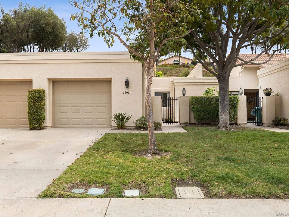 1st image of 18011 Avenida Alozdra