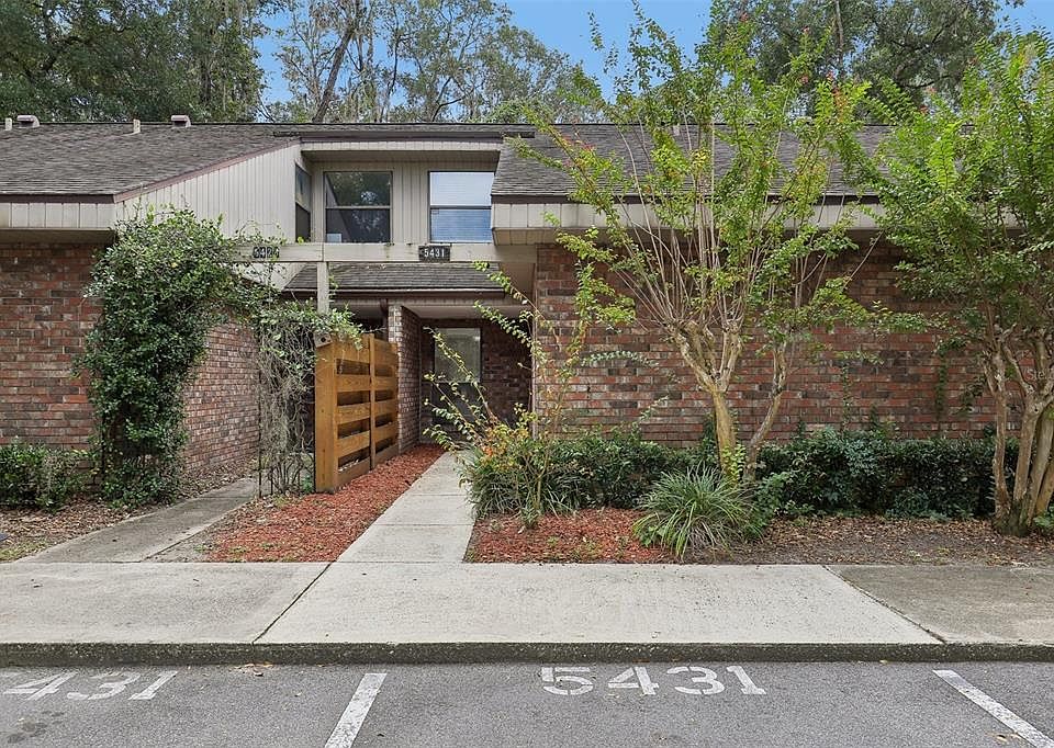 1st image of 5431 NW 33RD PLACE