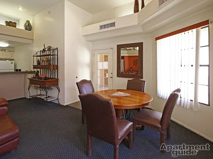Adobe Highlands Apartments — Photo 15