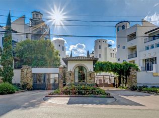 5206 Calle Cordoba Pl, Houston, TX 77007