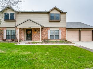 5826 Oak Run St, San Antonio, TX 78247