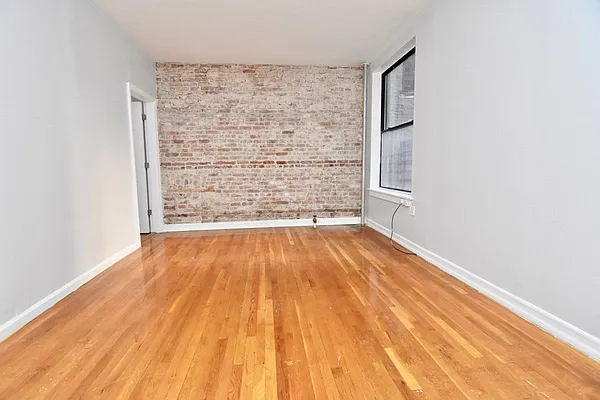 Rented by Bohemia Realty Group | media 5