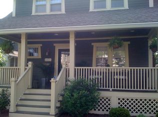 1076 Floyd St, Birmingham, MI 48009