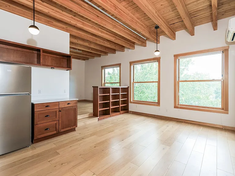 1515 N Rosa Parks Way — Photo 17