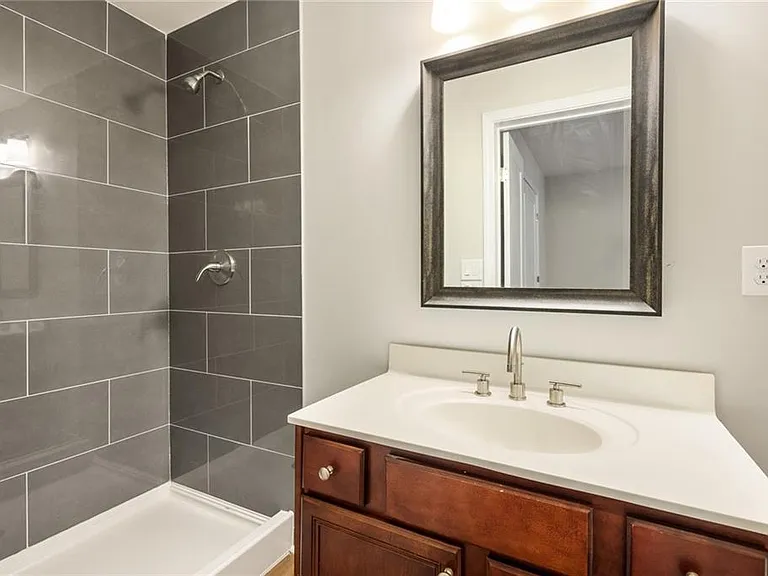 2295 Brandon Ct NE — Photo 27