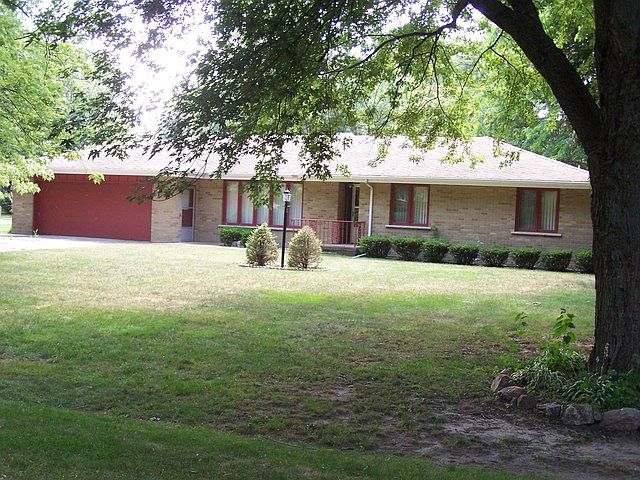 1st image of 213 S Julie Dr