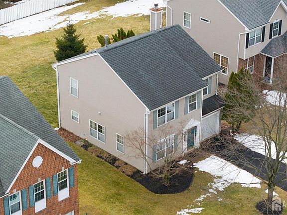 5th image of 32 Manley Rd