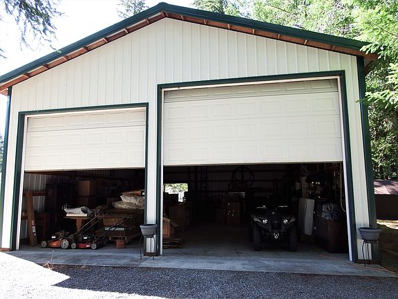 Large Shop w/Tall Doors