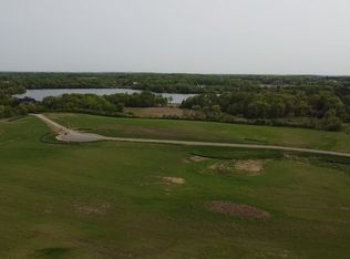 2295 Pinto Dr, Wayzata, MN 55391