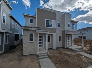 2470 Vanhoutte Vw, Colorado Springs, CO 80915