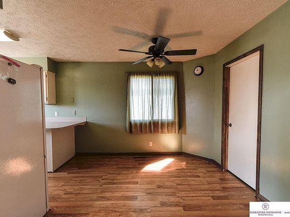 5th image of 3006 Schuemann Dr