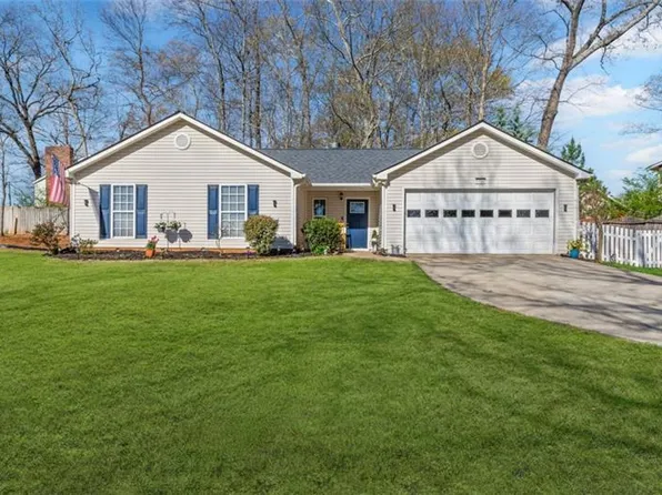 5720 Crow Dr, Cumming, GA 30041