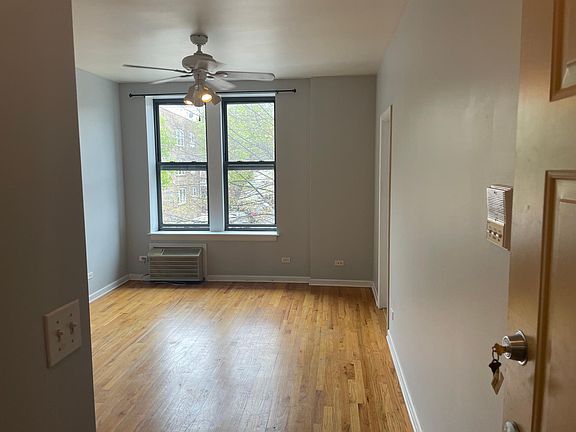 2nd image of 205-3941 N Monticello Ave #205
